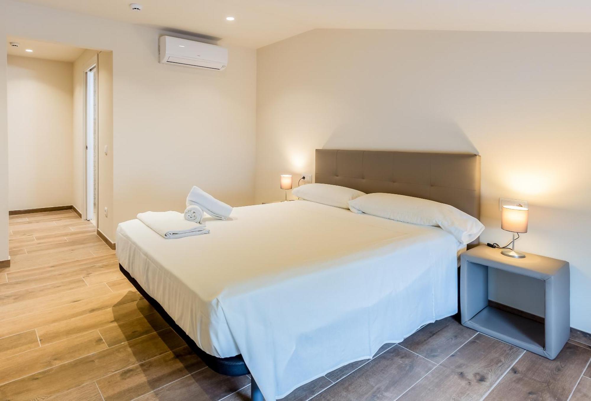 Can Cintet 3 Apartamento Con Terraza En เบซาลู ภายนอก รูปภาพ