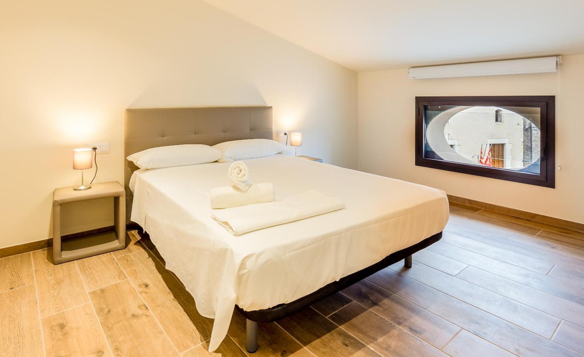 Can Cintet 3 Apartamento Con Terraza En เบซาลู ภายนอก รูปภาพ