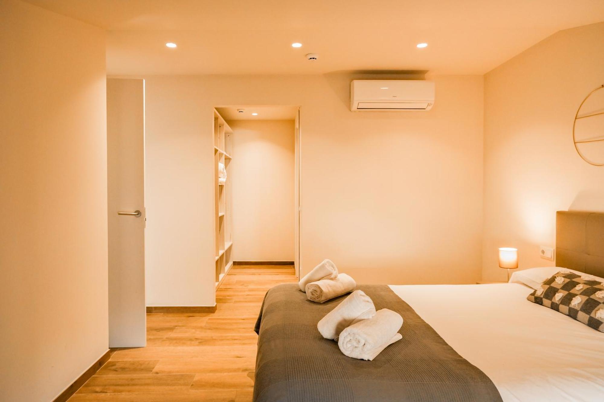Can Cintet 3 Apartamento Con Terraza En เบซาลู ภายนอก รูปภาพ