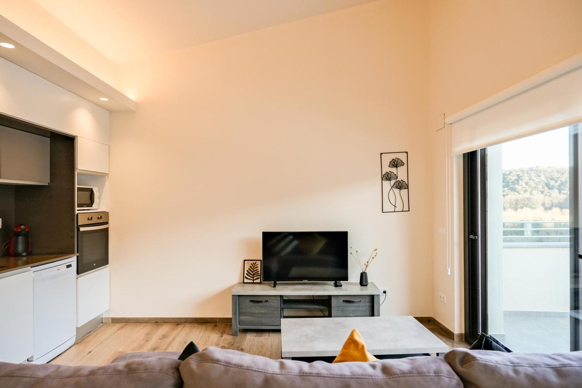 Can Cintet 3 Apartamento Con Terraza En เบซาลู ภายนอก รูปภาพ